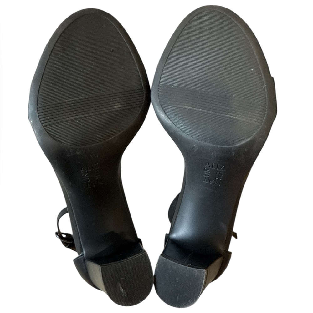Naturalizer Vera Black Dress Sandal - Picture 6 of 6